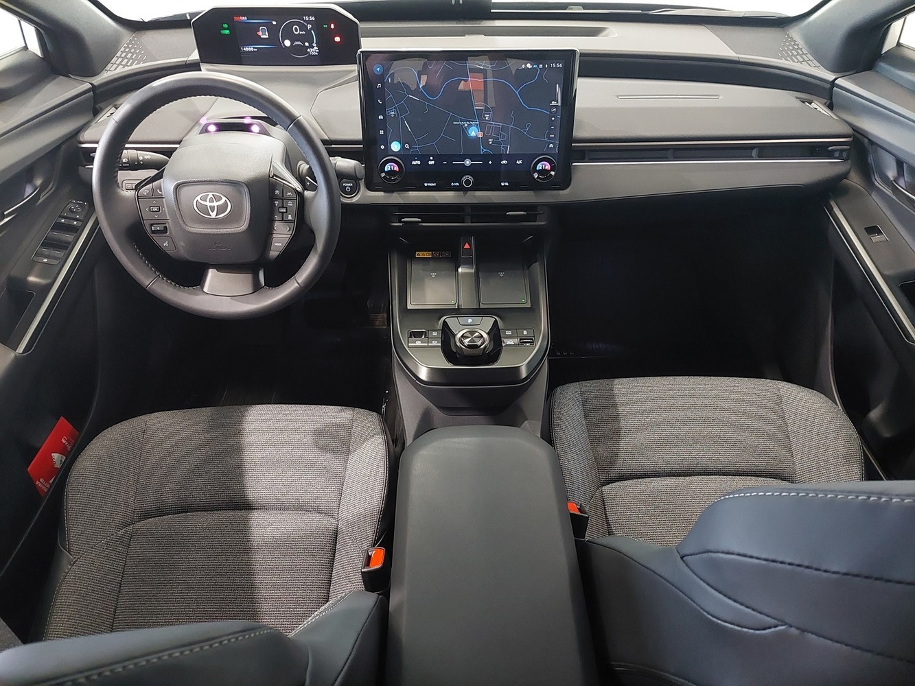 Toyota bZ4X vaihtoauto