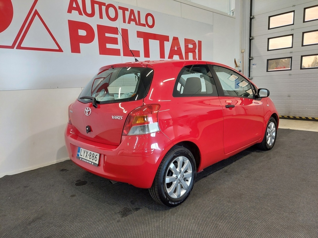 Toyota Yaris vaihtoauto