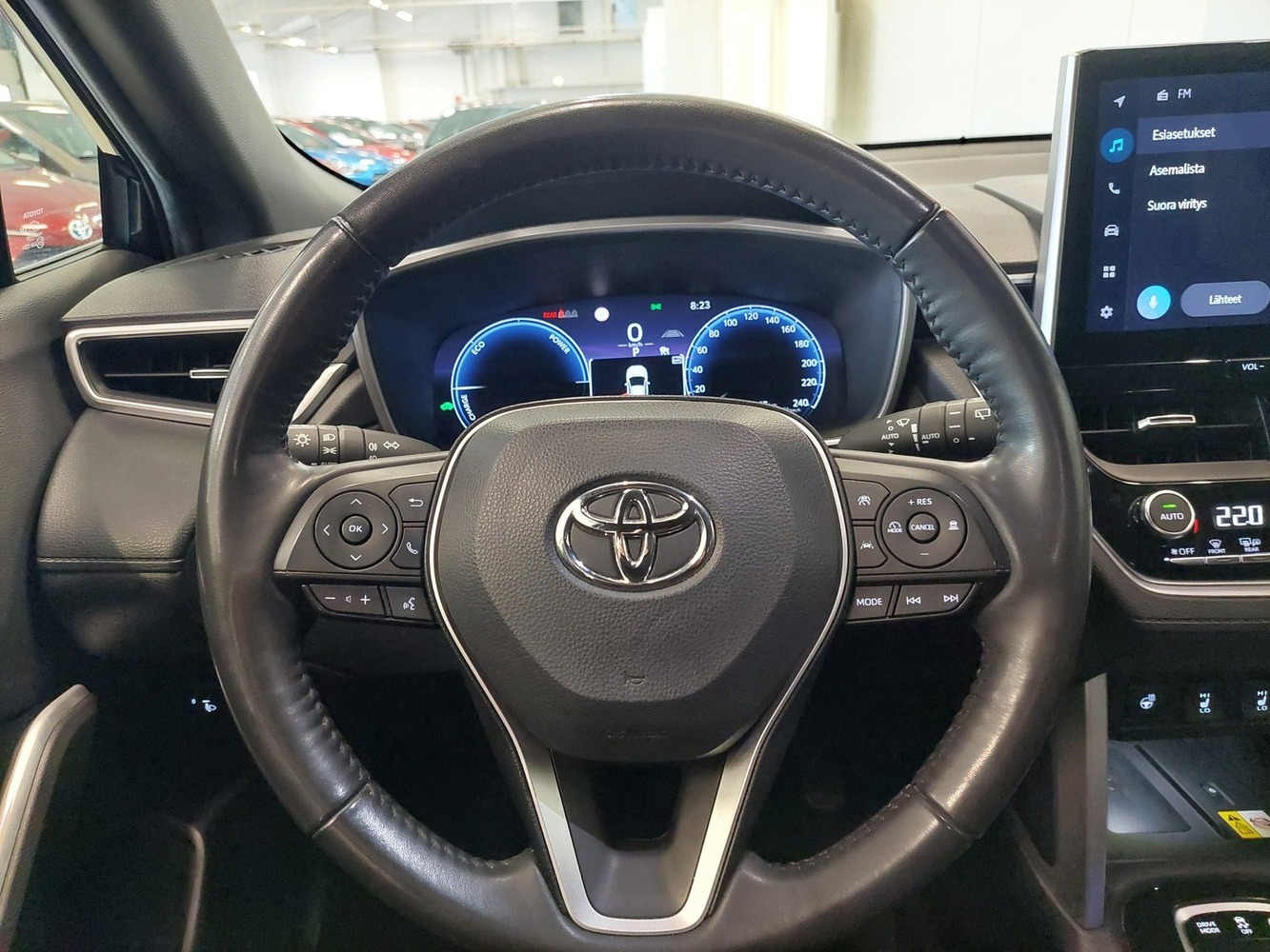 Toyota Corolla Cross vaihtoauto
