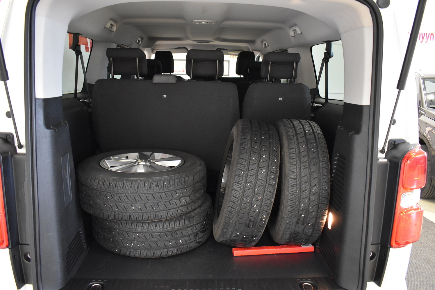 Toyota Proace Verso vaihtoauto