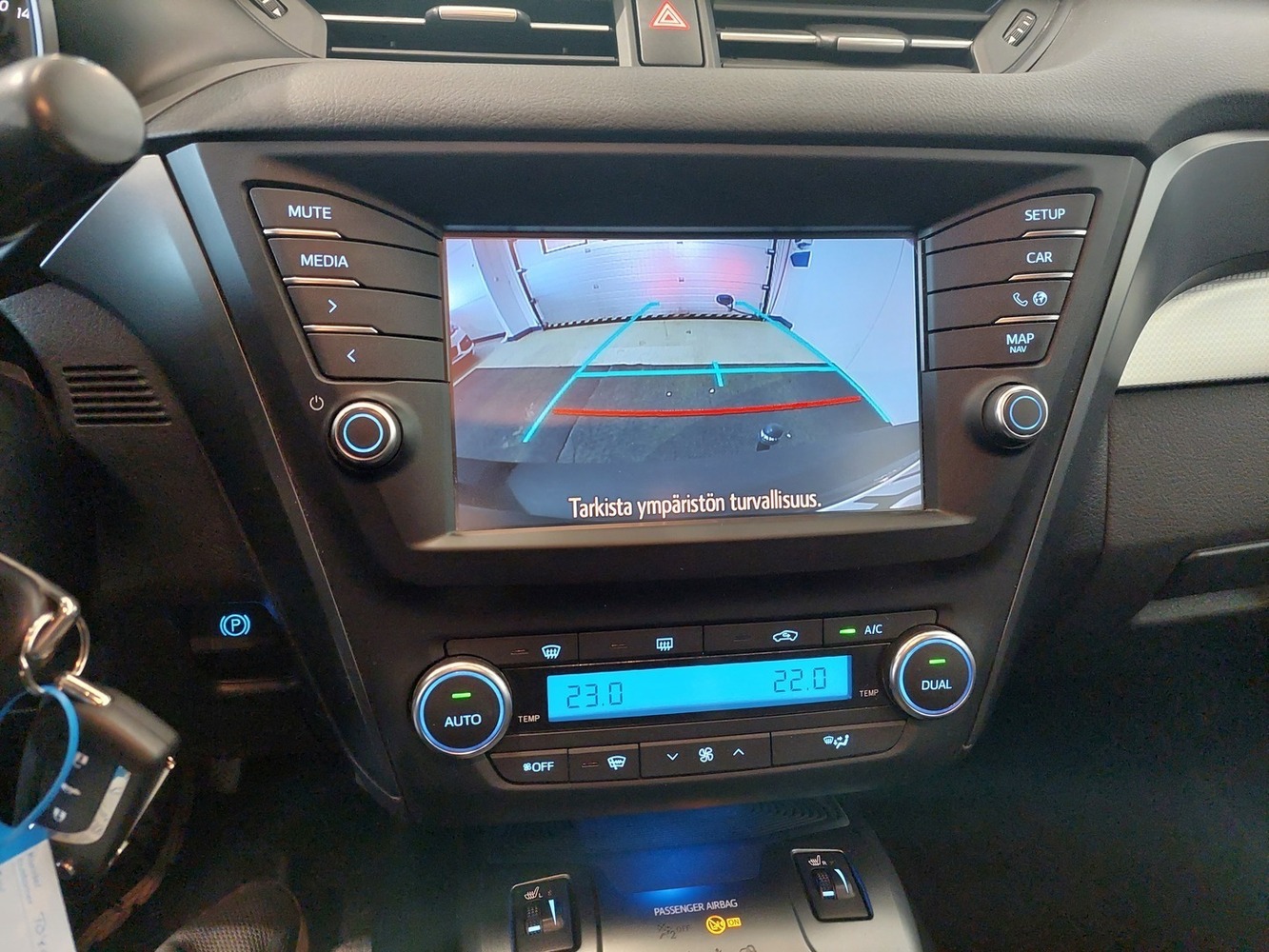 Toyota Avensis vaihtoauto