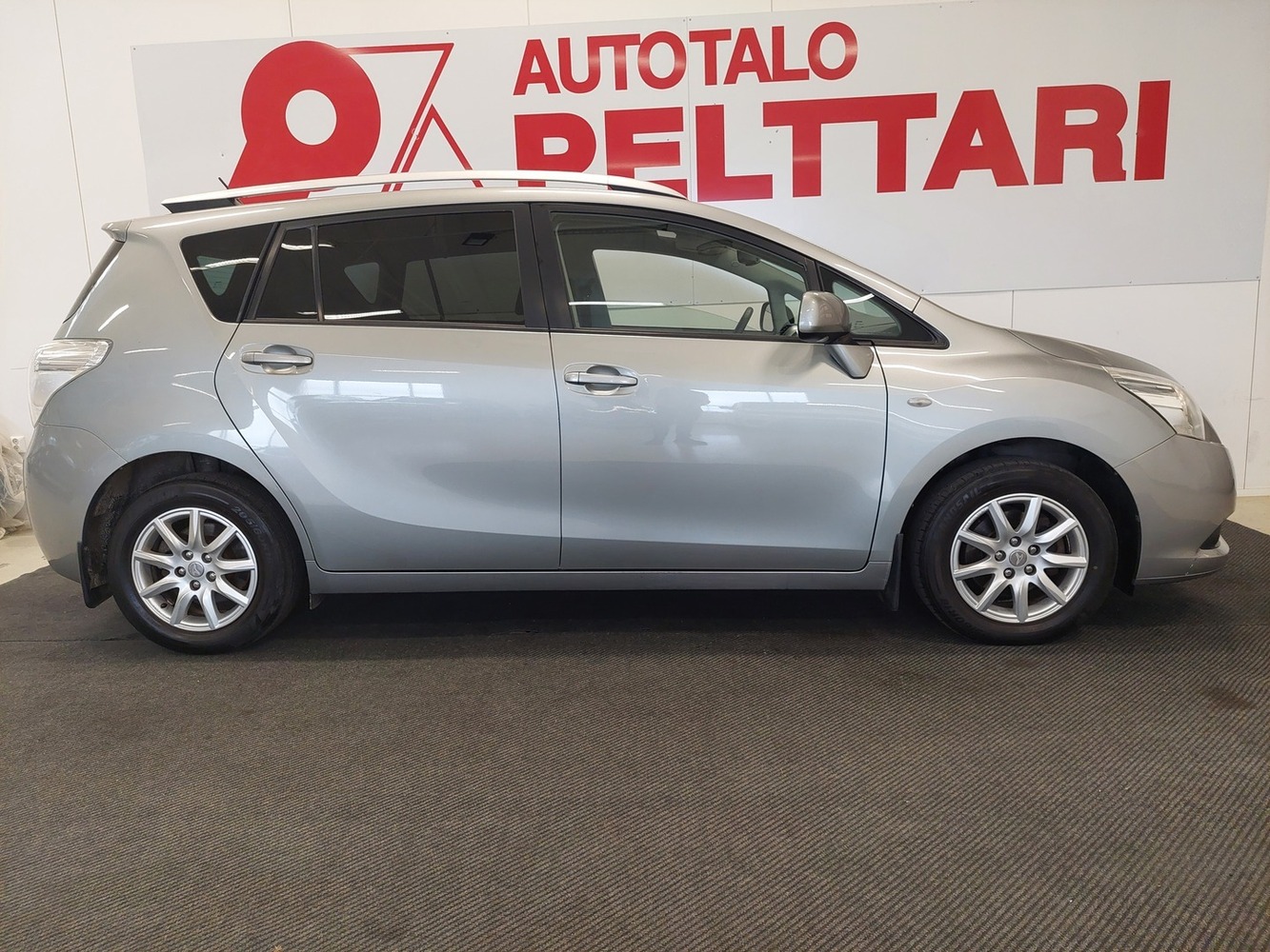 Toyota Verso vaihtoauto