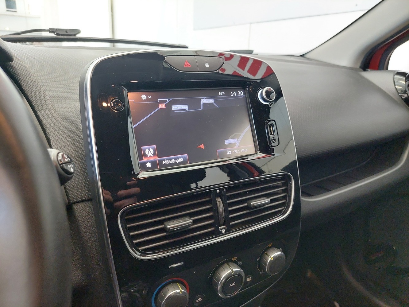 Renault Clio vaihtoauto