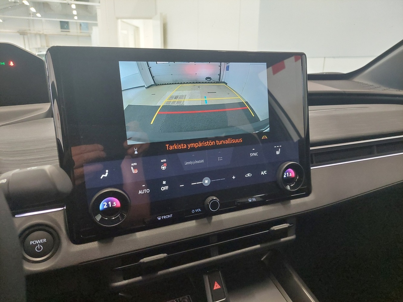 Toyota C-HR+ vaihtoauto