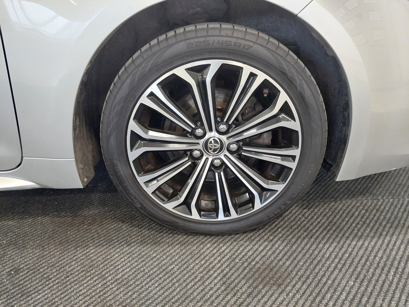Toyota Corolla vaihtoauto