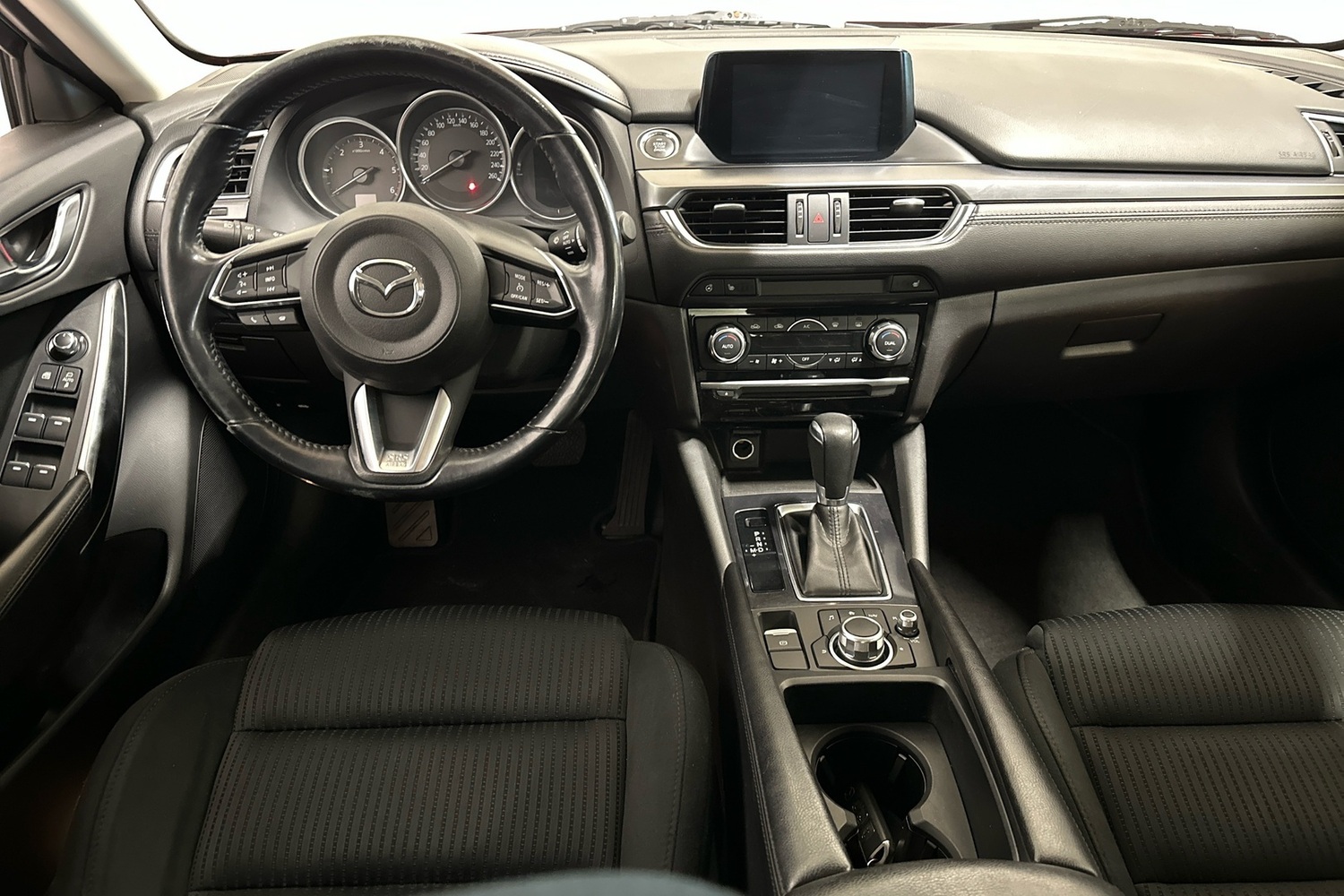 Mazda 6 vaihtoauto