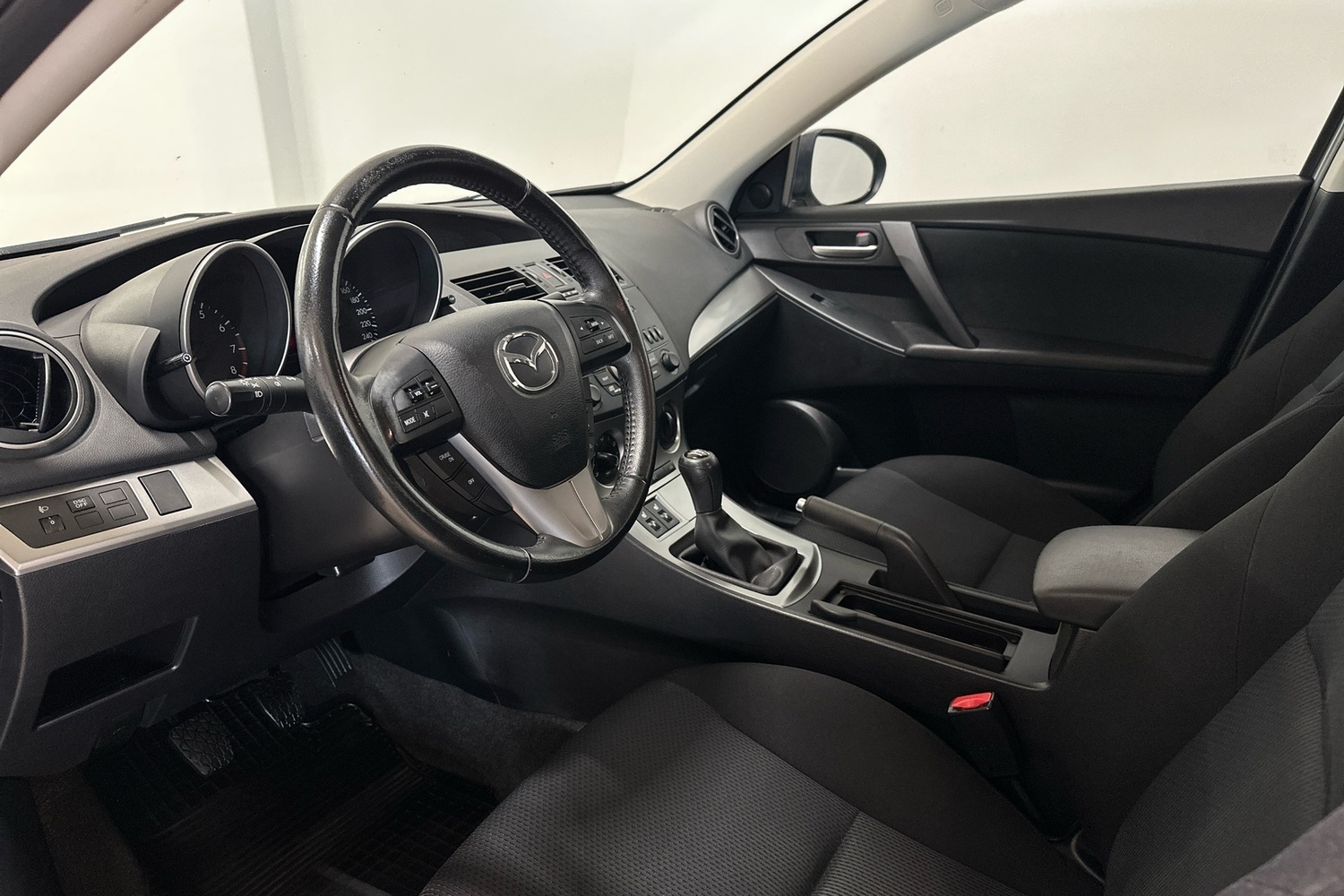 Mazda 3 vaihtoauto