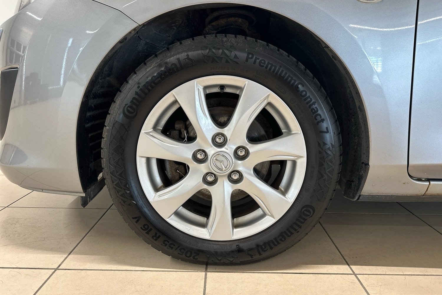 Mazda 3 vaihtoauto