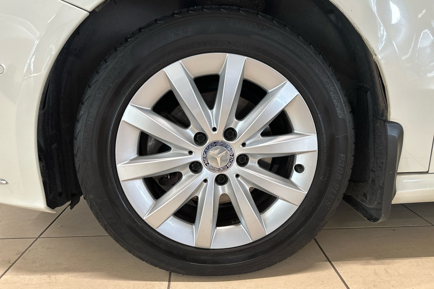Mercedes-Benz B vaihtoauto