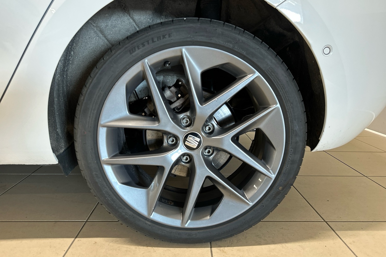 SEAT Leon vaihtoauto