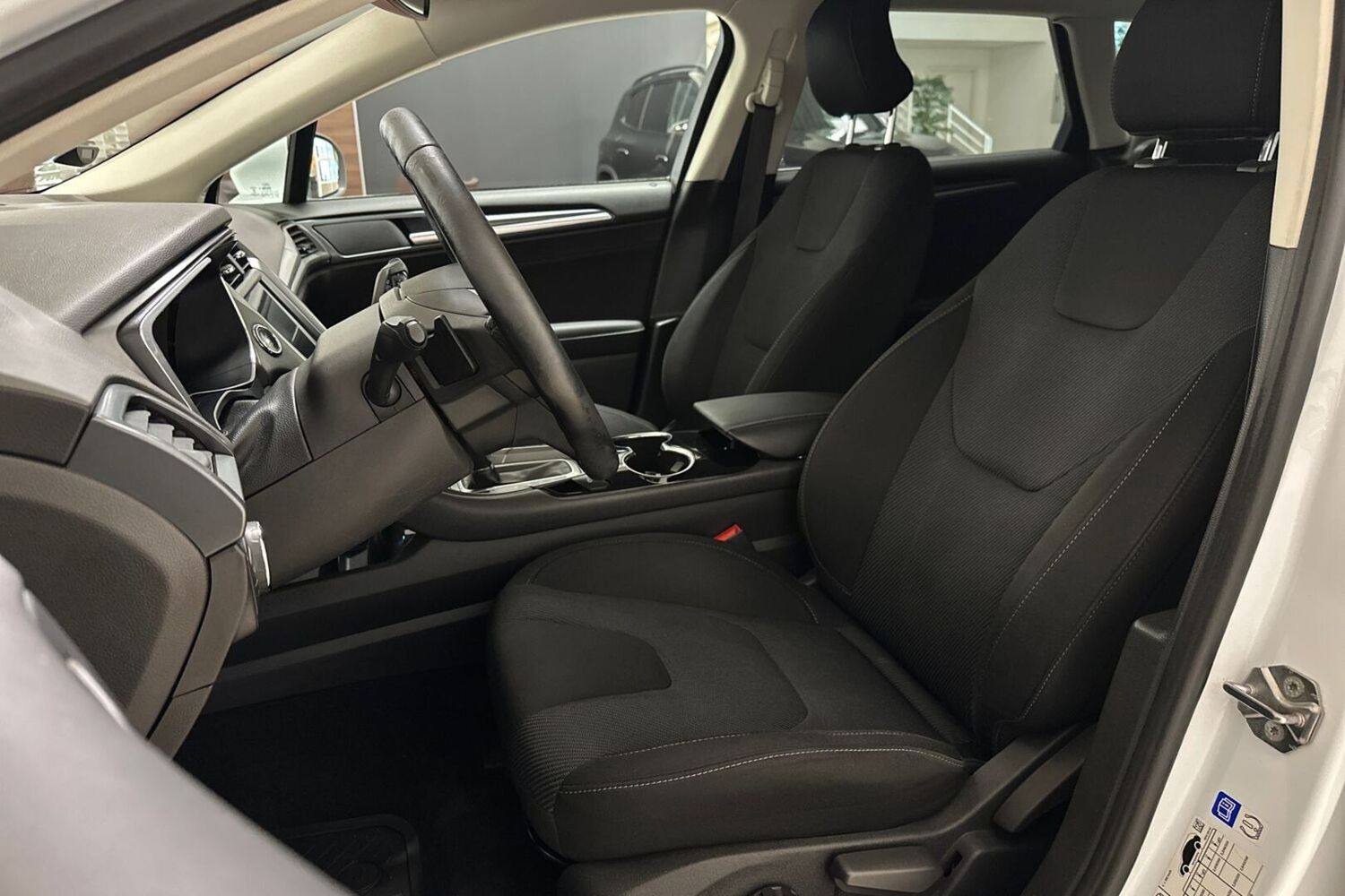 Ford Mondeo vaihtoauto