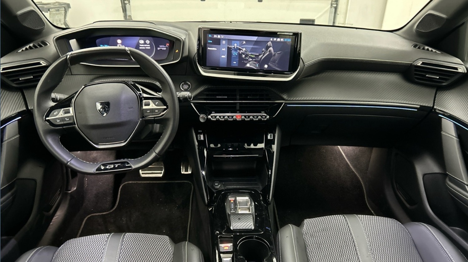 Peugeot e-208 vaihtoauto