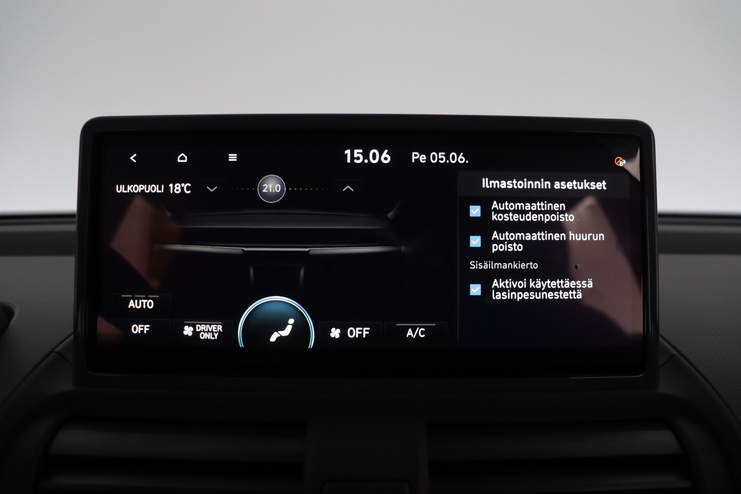 Hyundai INSTER vaihtoauto