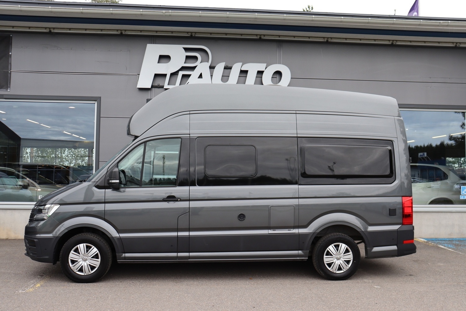 Volkswagen Grand California vaihtoauto