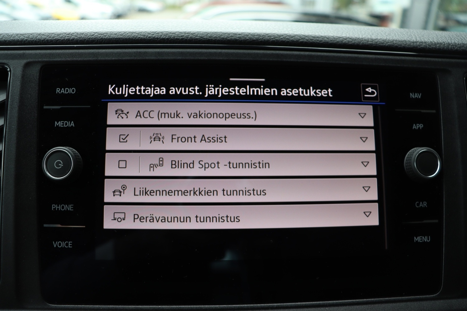 Volkswagen Grand California vaihtoauto