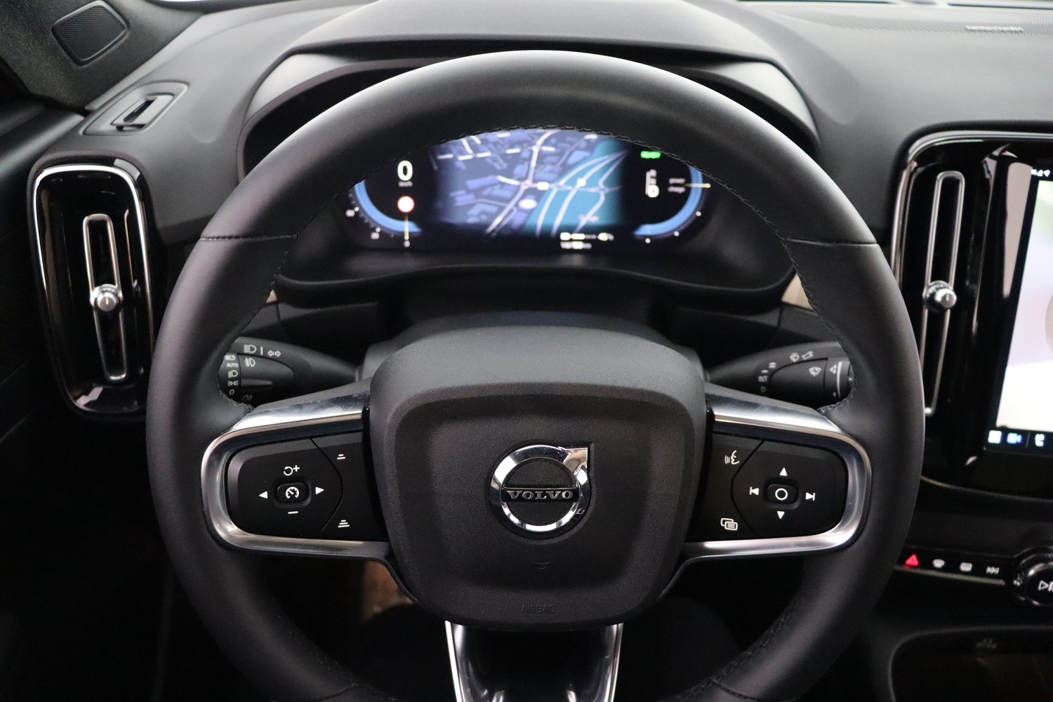 Volvo C40 vaihtoauto