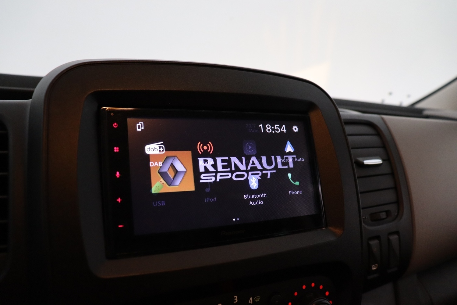 Renault Trafic Passenger vaihtoauto