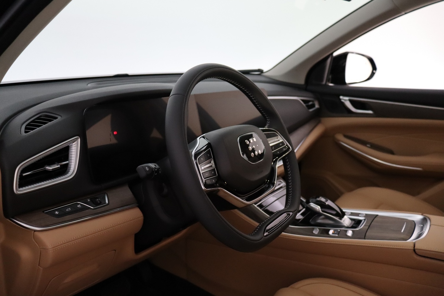 DFSK E5 vaihtoauto