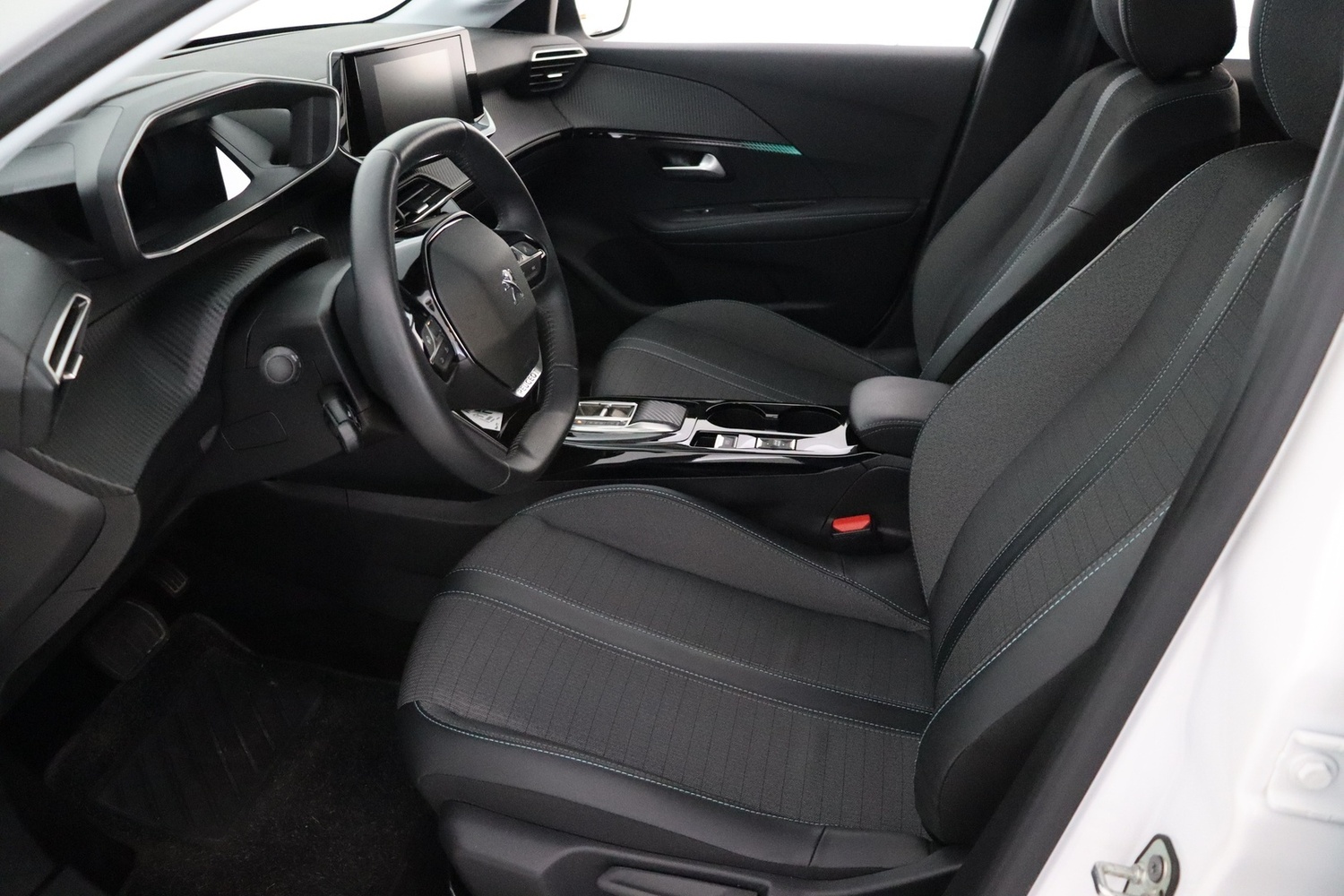 Peugeot e-208 vaihtoauto
