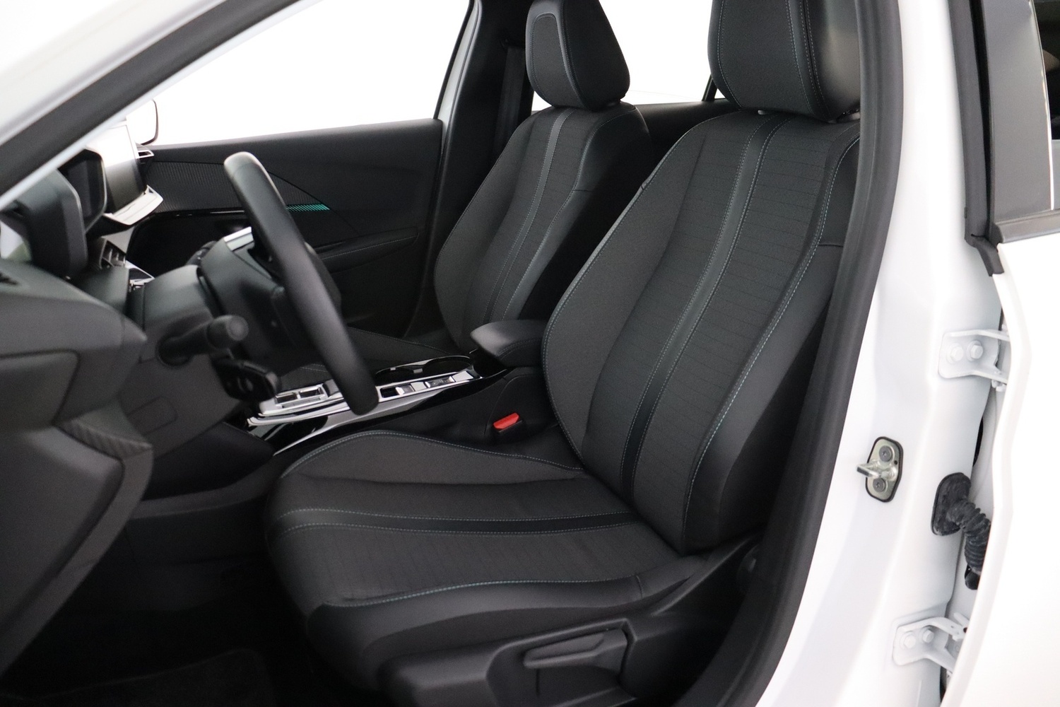 Peugeot e-208 vaihtoauto