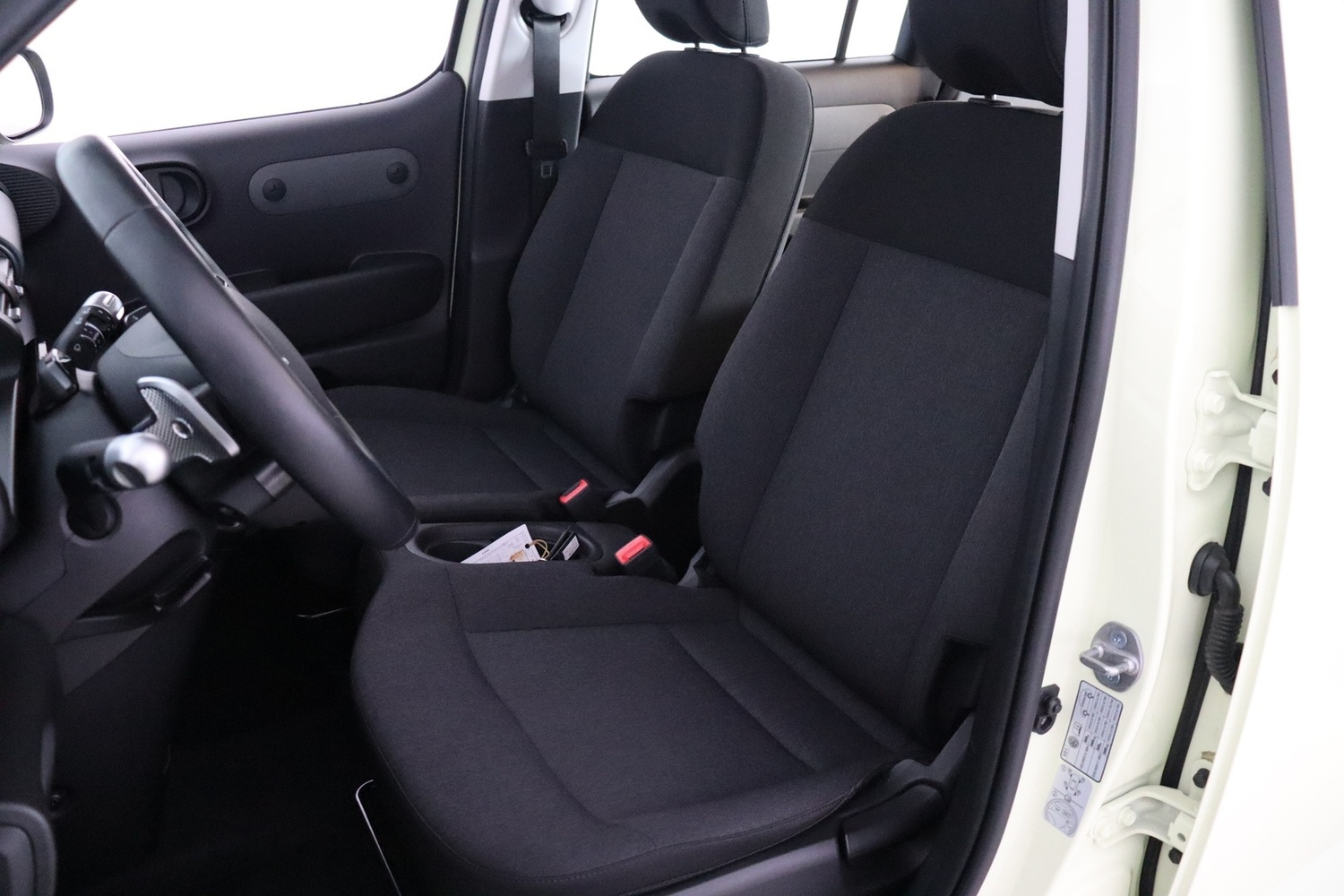 Hyundai INSTER vaihtoauto