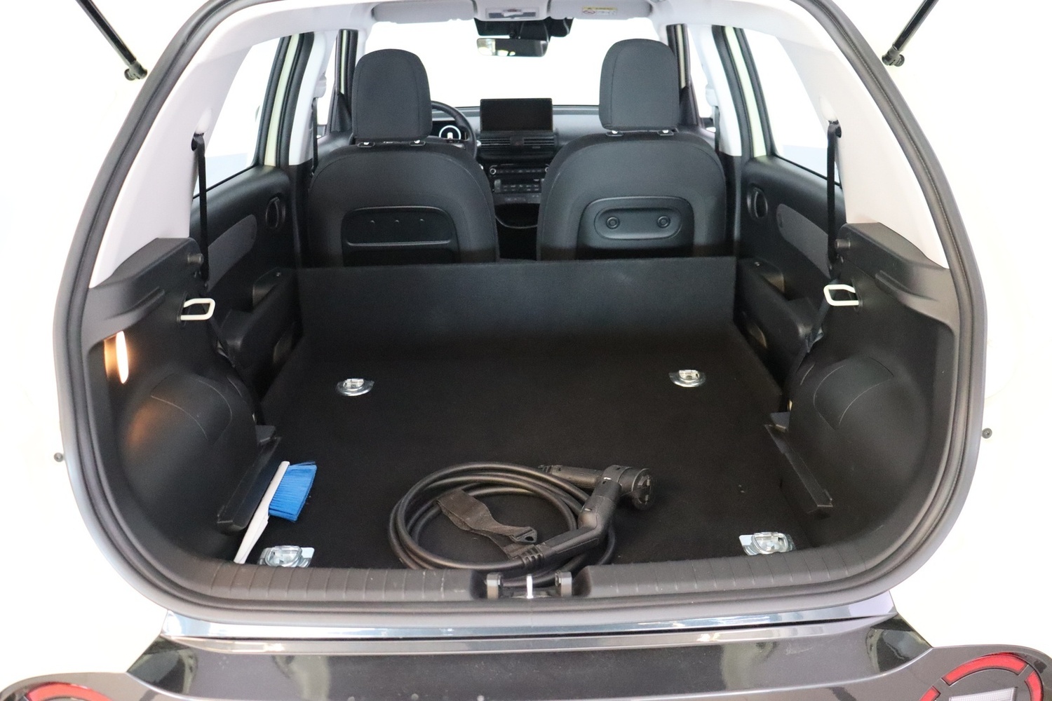 Hyundai INSTER vaihtoauto