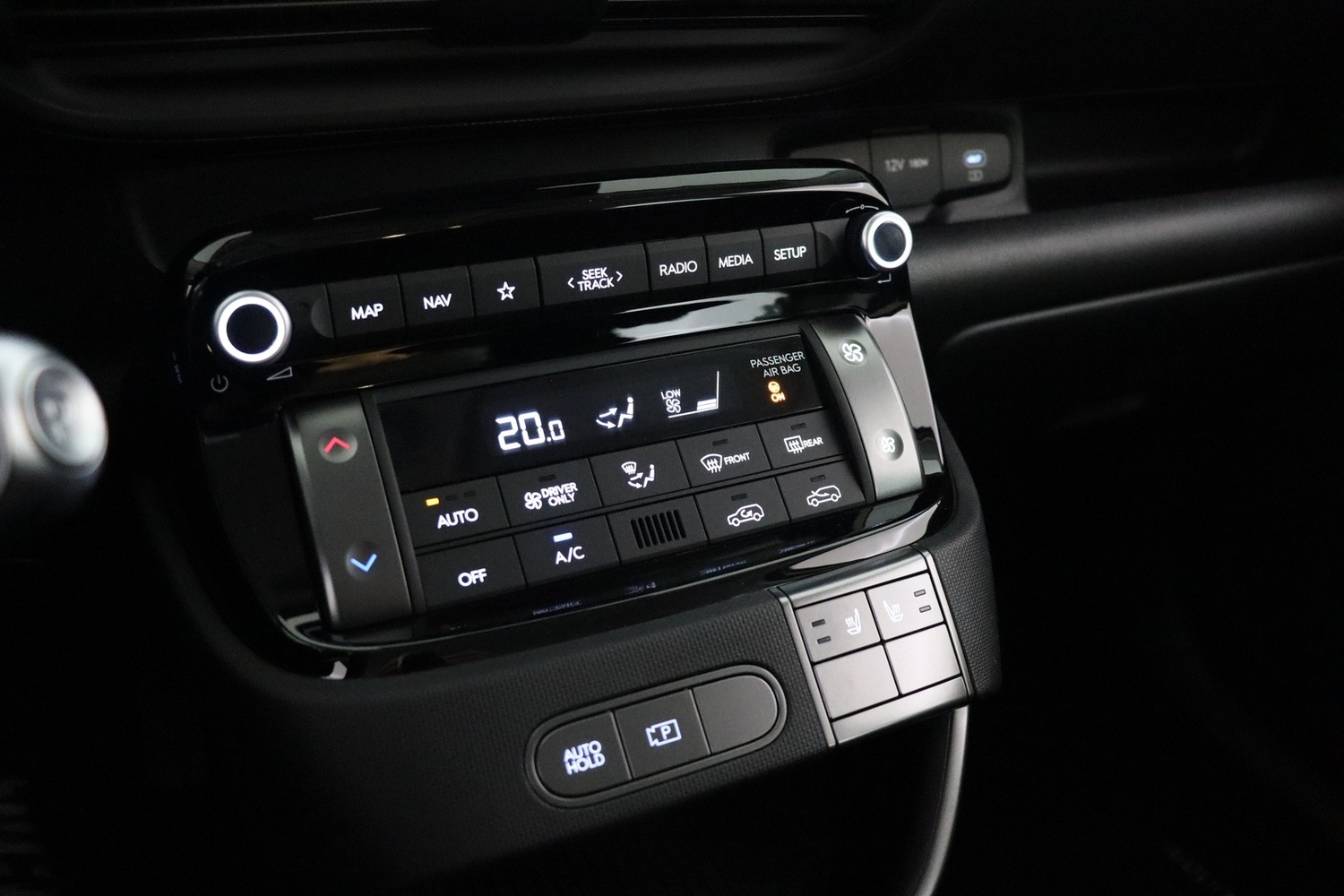 Hyundai INSTER vaihtoauto