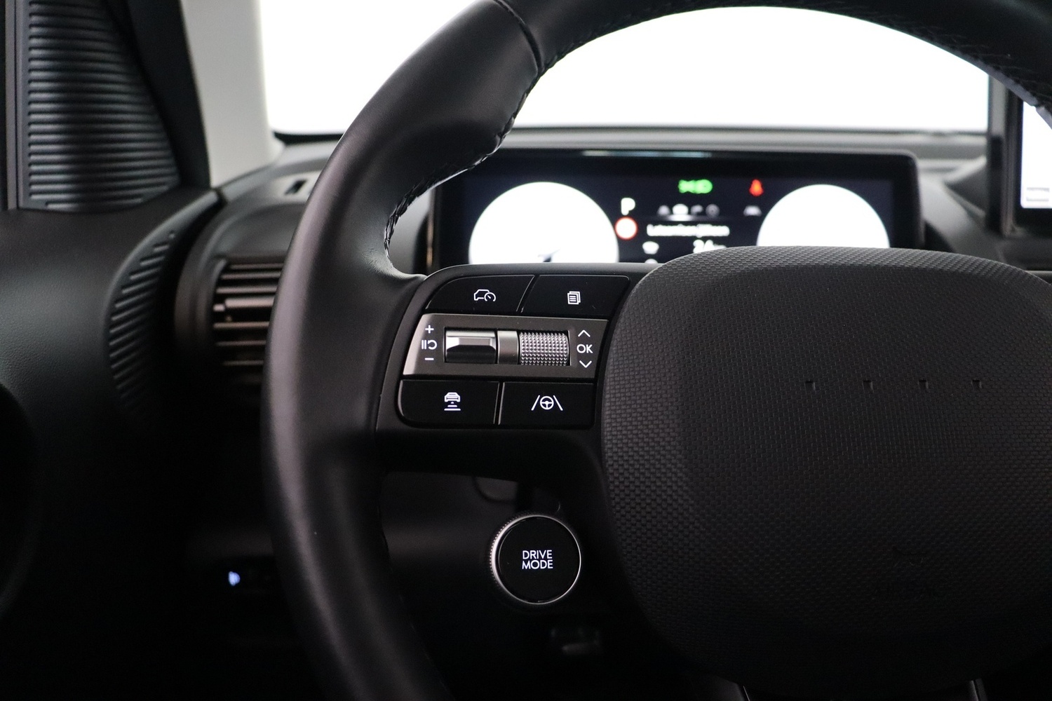 Hyundai INSTER vaihtoauto