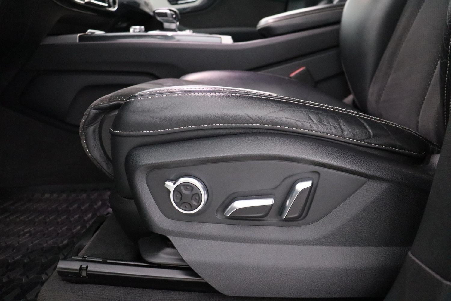 Audi Q7 vaihtoauto