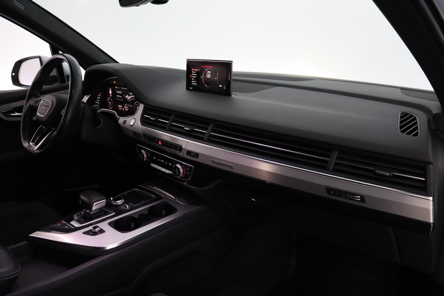 Audi Q7 vaihtoauto