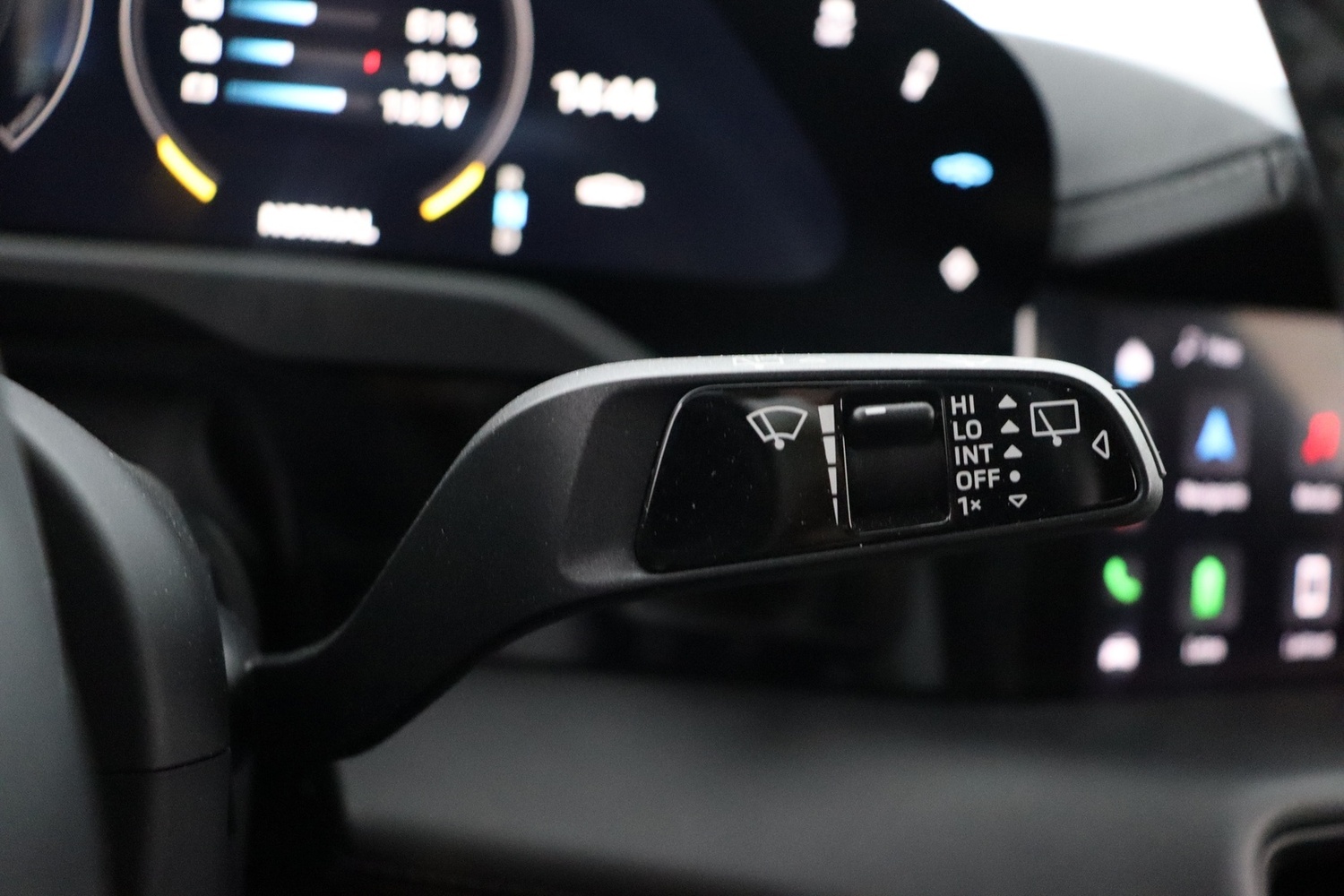 Porsche Taycan vaihtoauto