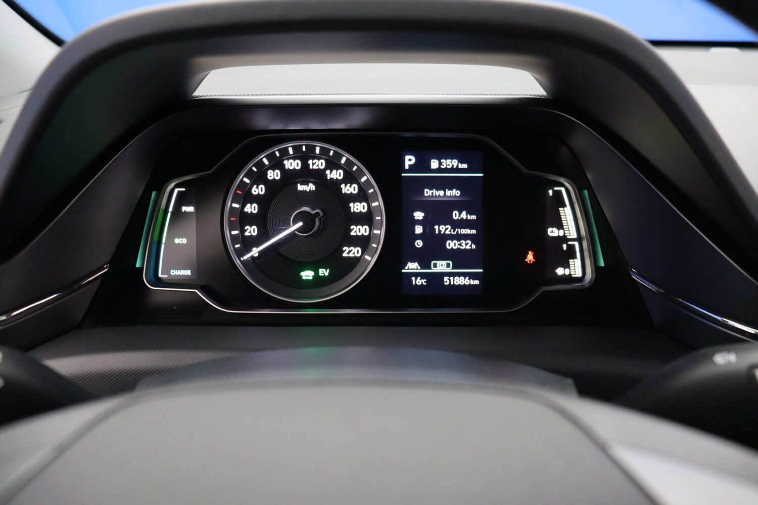 Hyundai IONIQ hybrid vaihtoauto