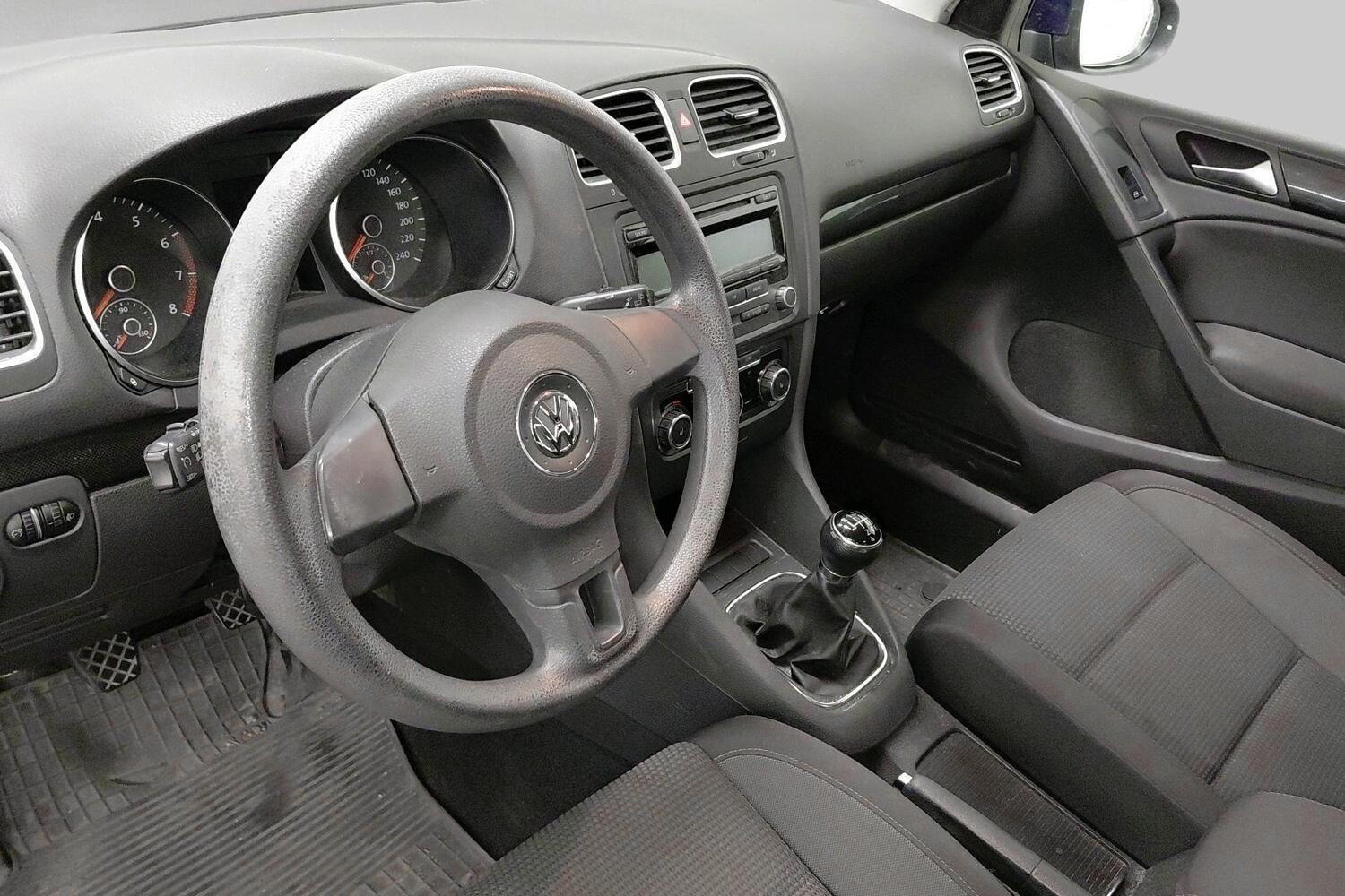 Volkswagen Golf vaihtoauto