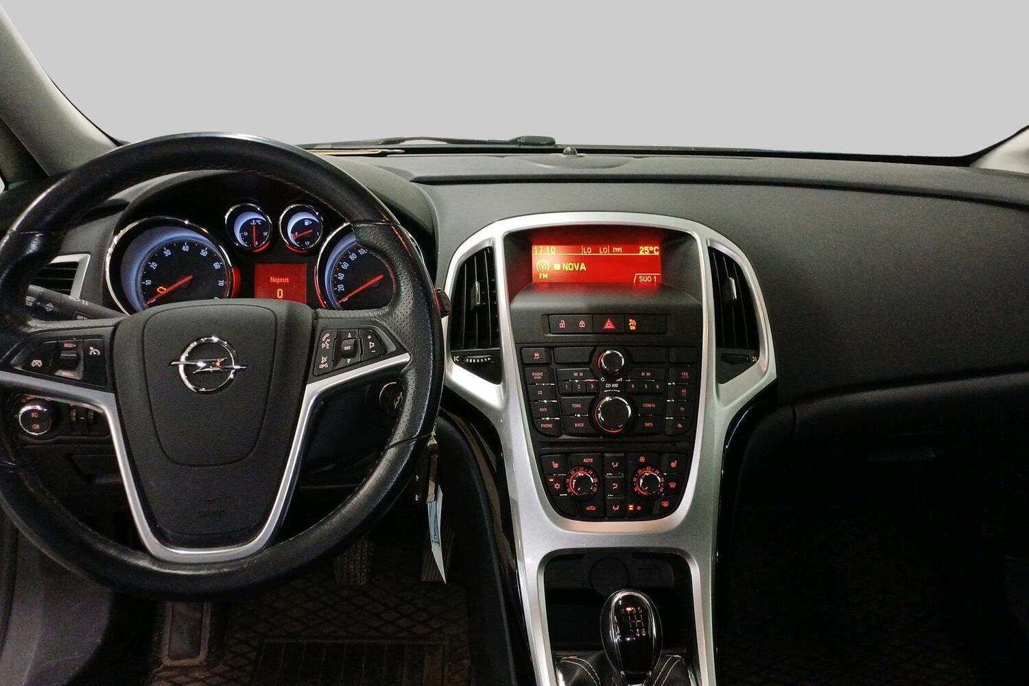 Opel Astra vaihtoauto