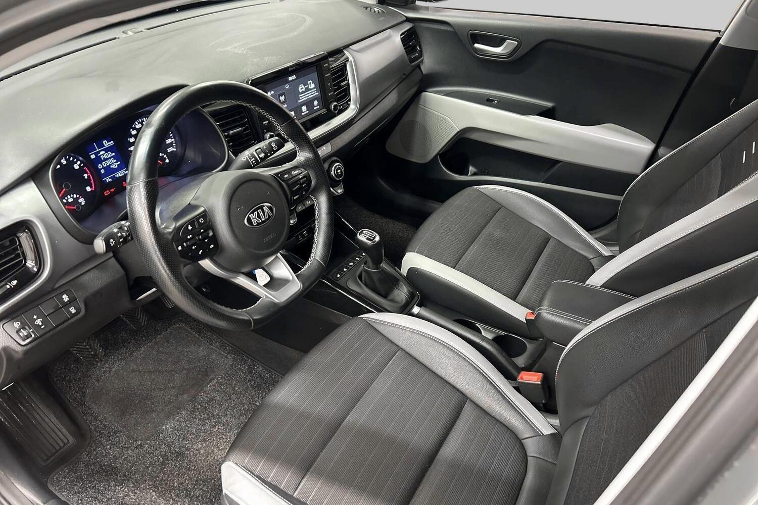 Kia Stonic vaihtoauto