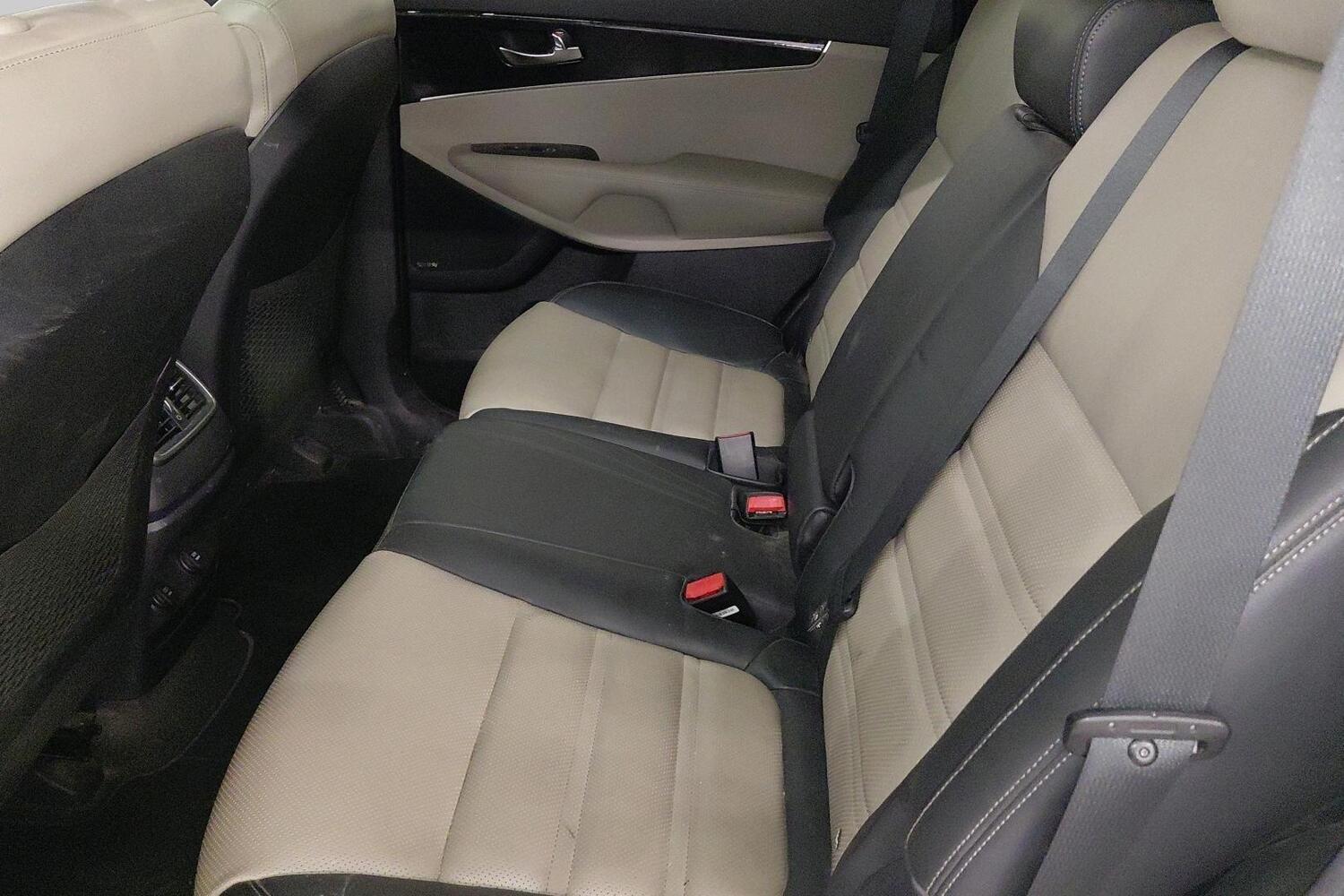 Kia Sorento vaihtoauto