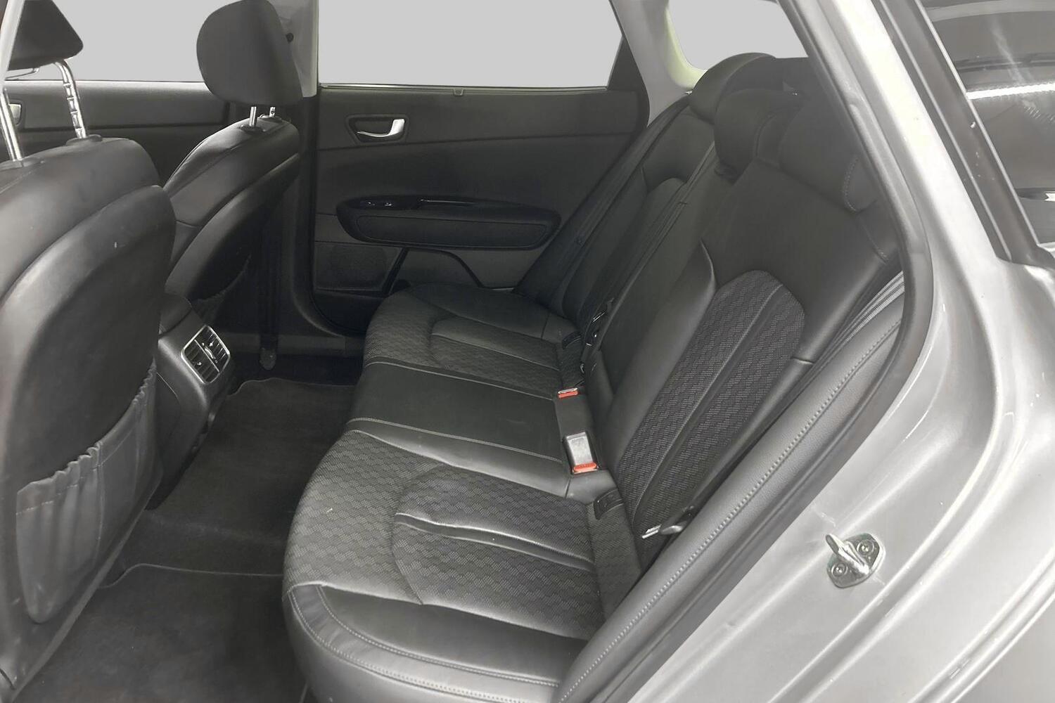 Kia Optima vaihtoauto