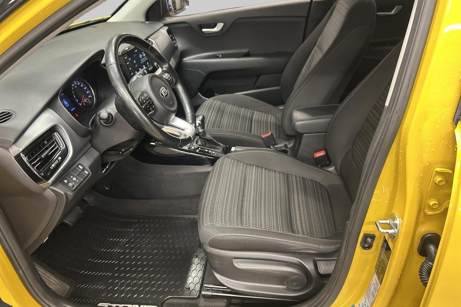 Kia Stonic vaihtoauto