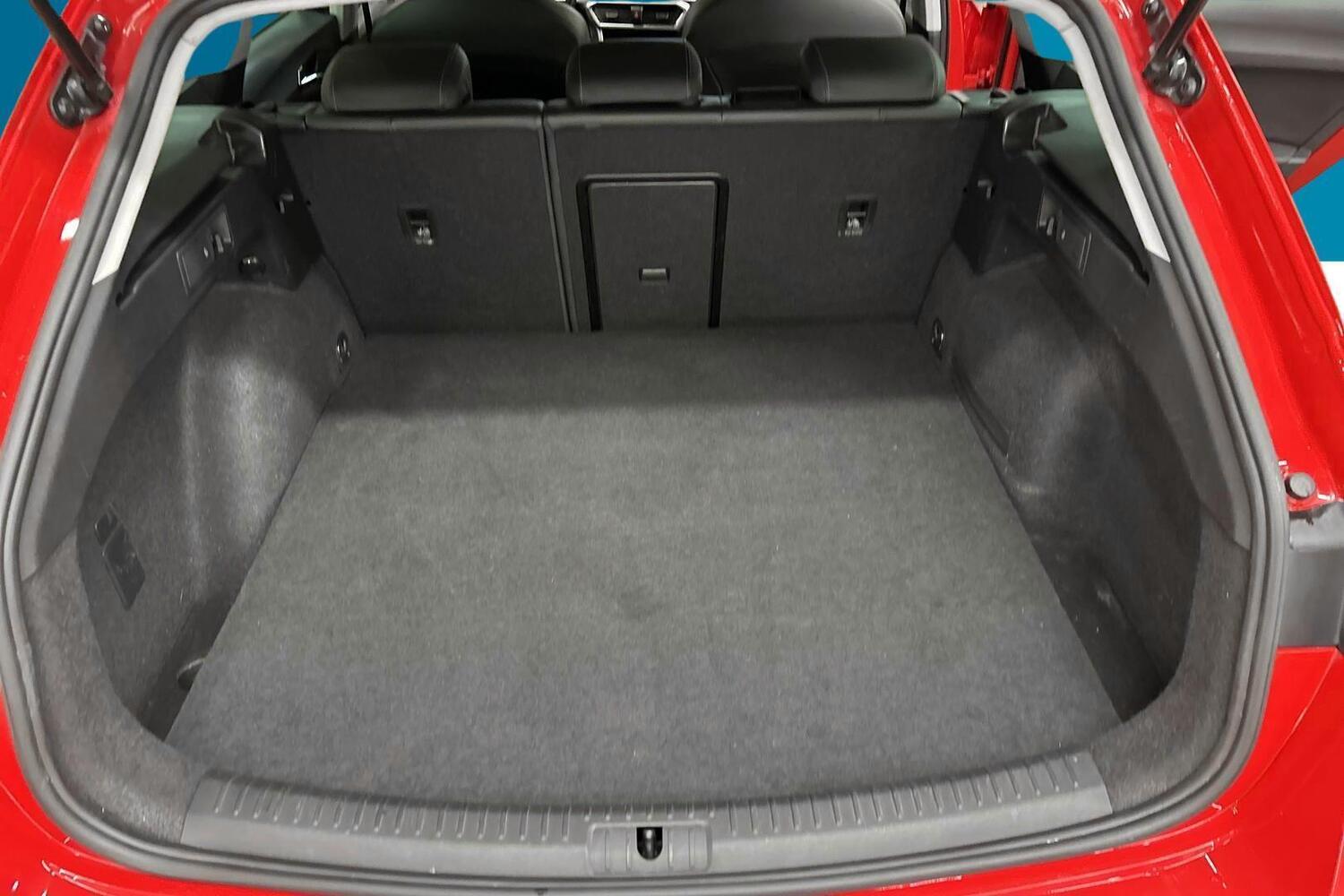 SEAT Leon Sportstourer vaihtoauto