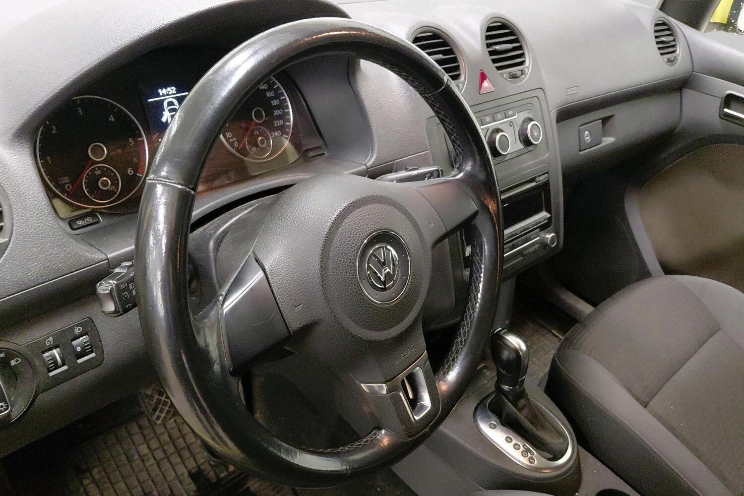 Volkswagen Caddy Maxi vaihtoauto