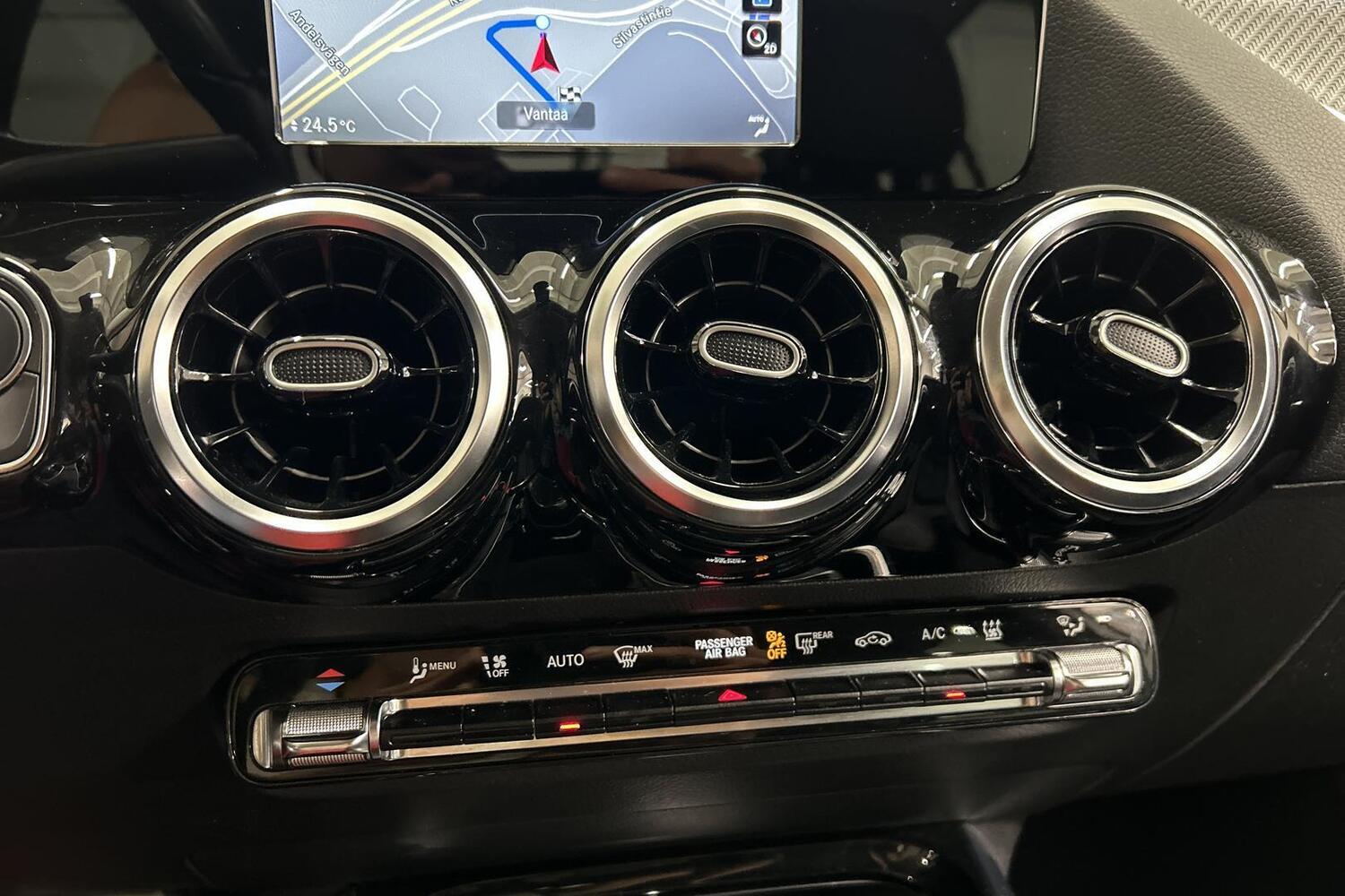 Mercedes-Benz GLA vaihtoauto