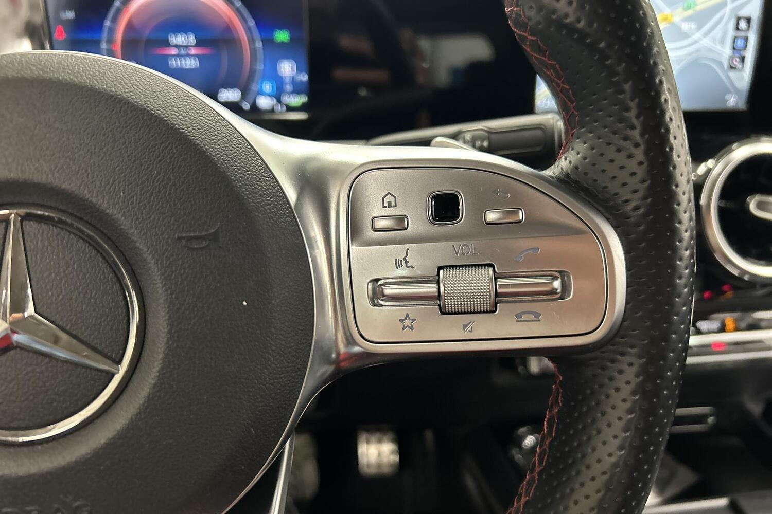 Mercedes-Benz GLA vaihtoauto