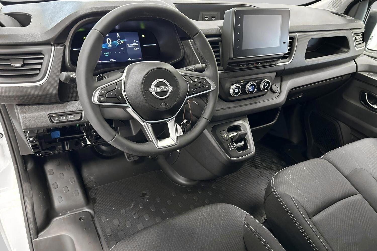 Nissan Primastar vaihtoauto