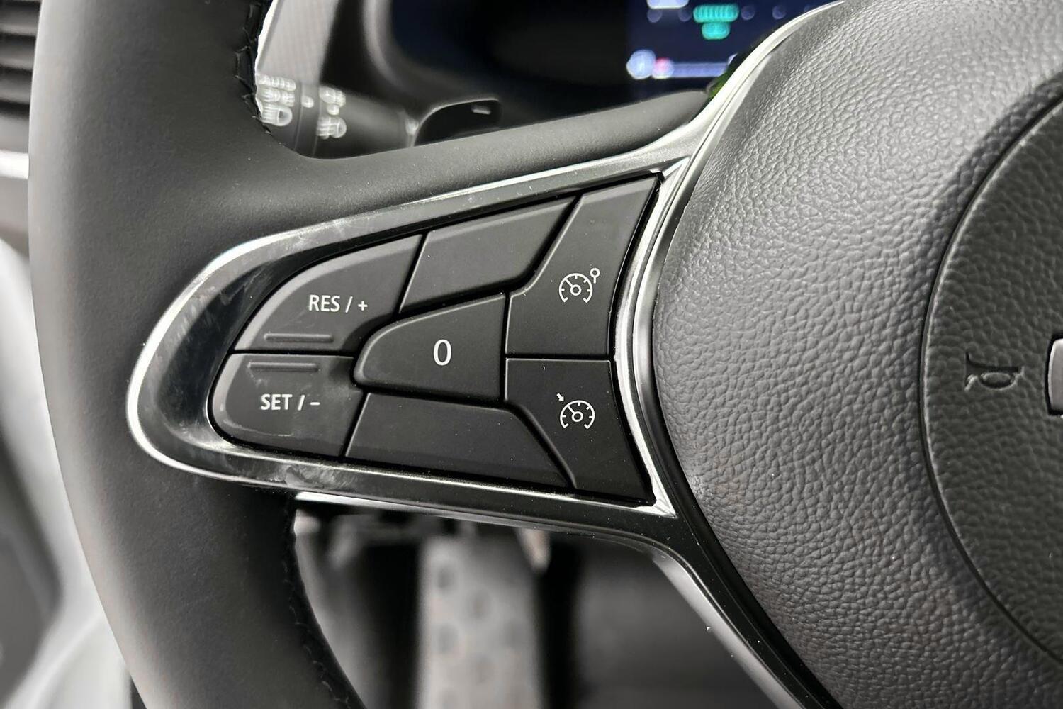 Nissan Primastar vaihtoauto