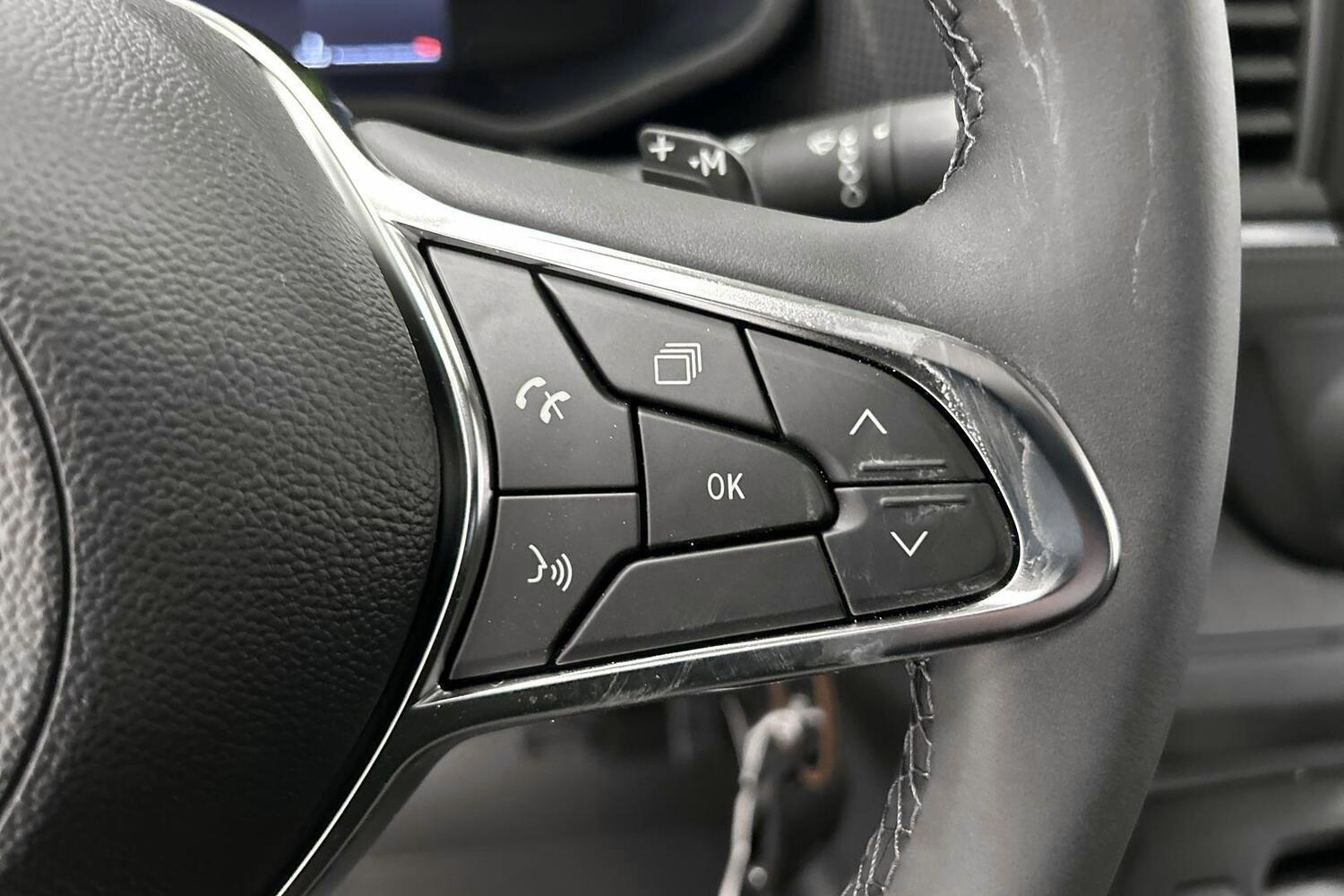Nissan Primastar vaihtoauto