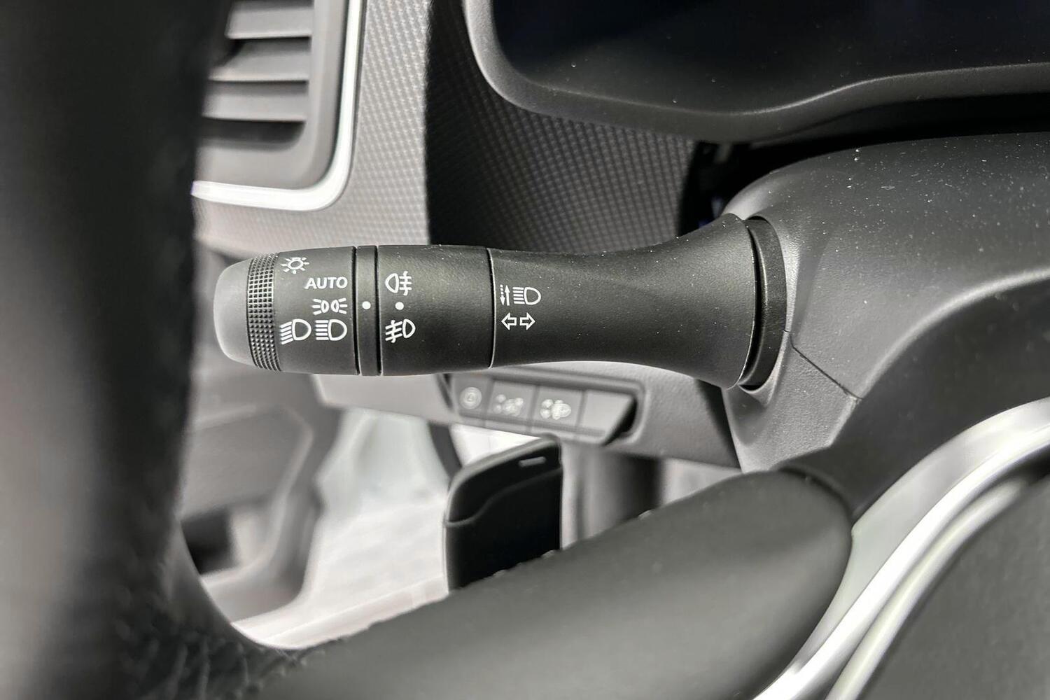 Nissan Primastar vaihtoauto