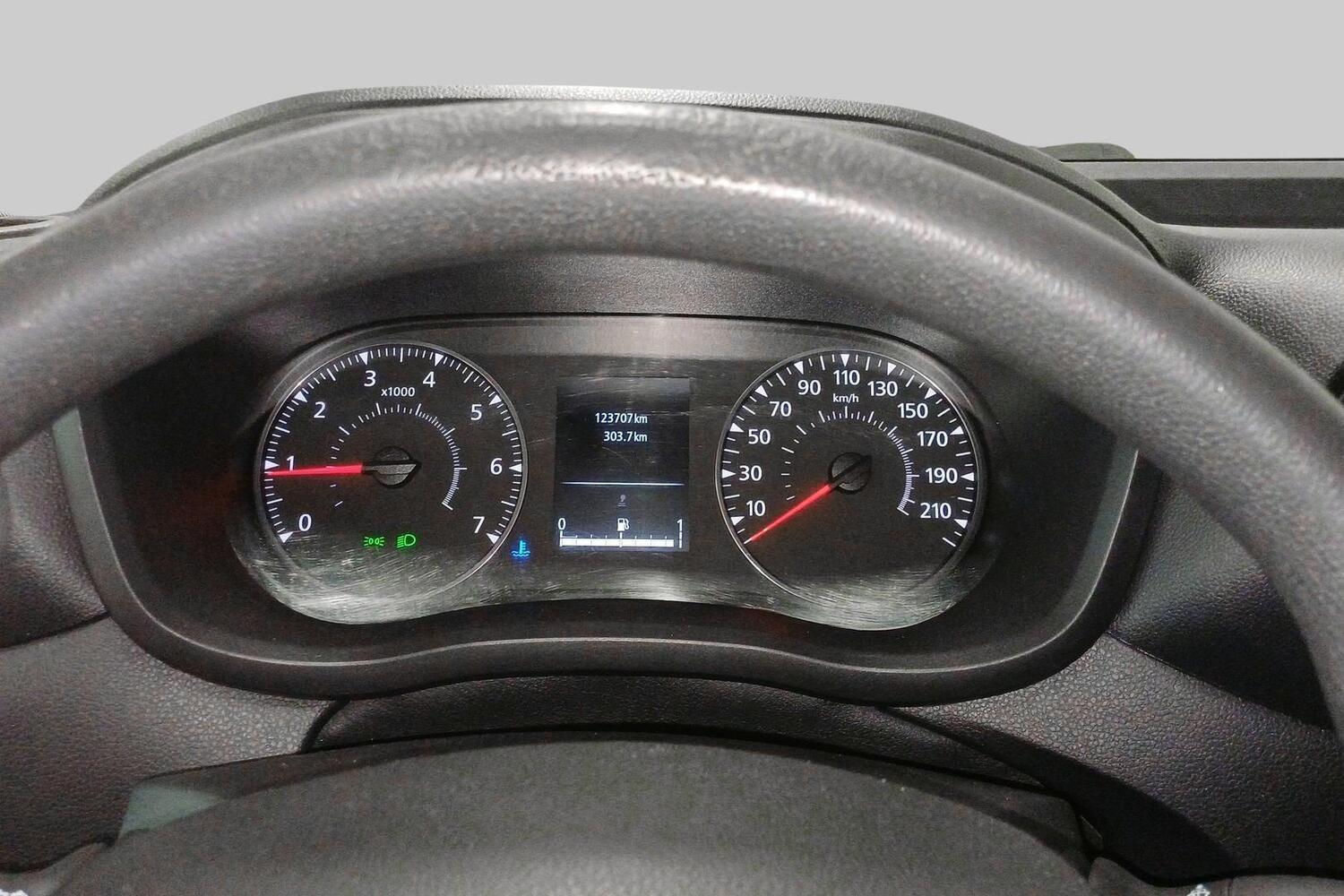 Nissan Interstar vaihtoauto