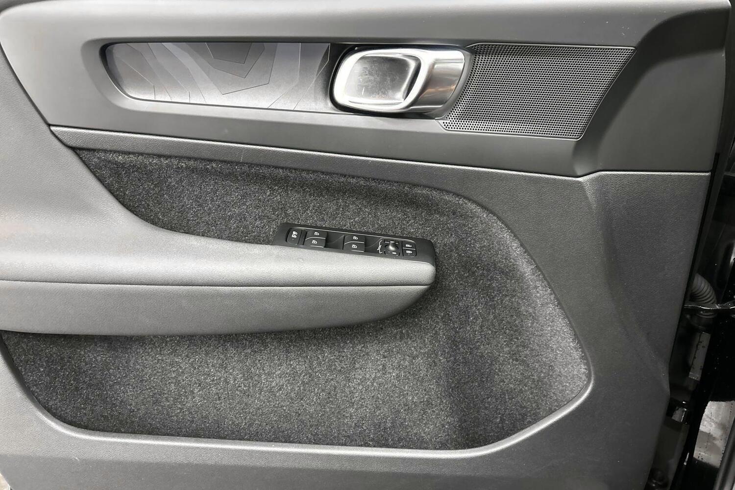 Volvo C40 vaihtoauto