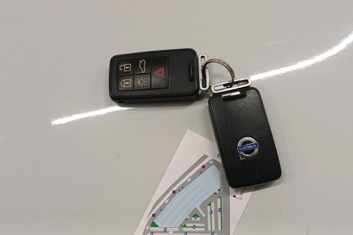 Volvo V70 vaihtoauto