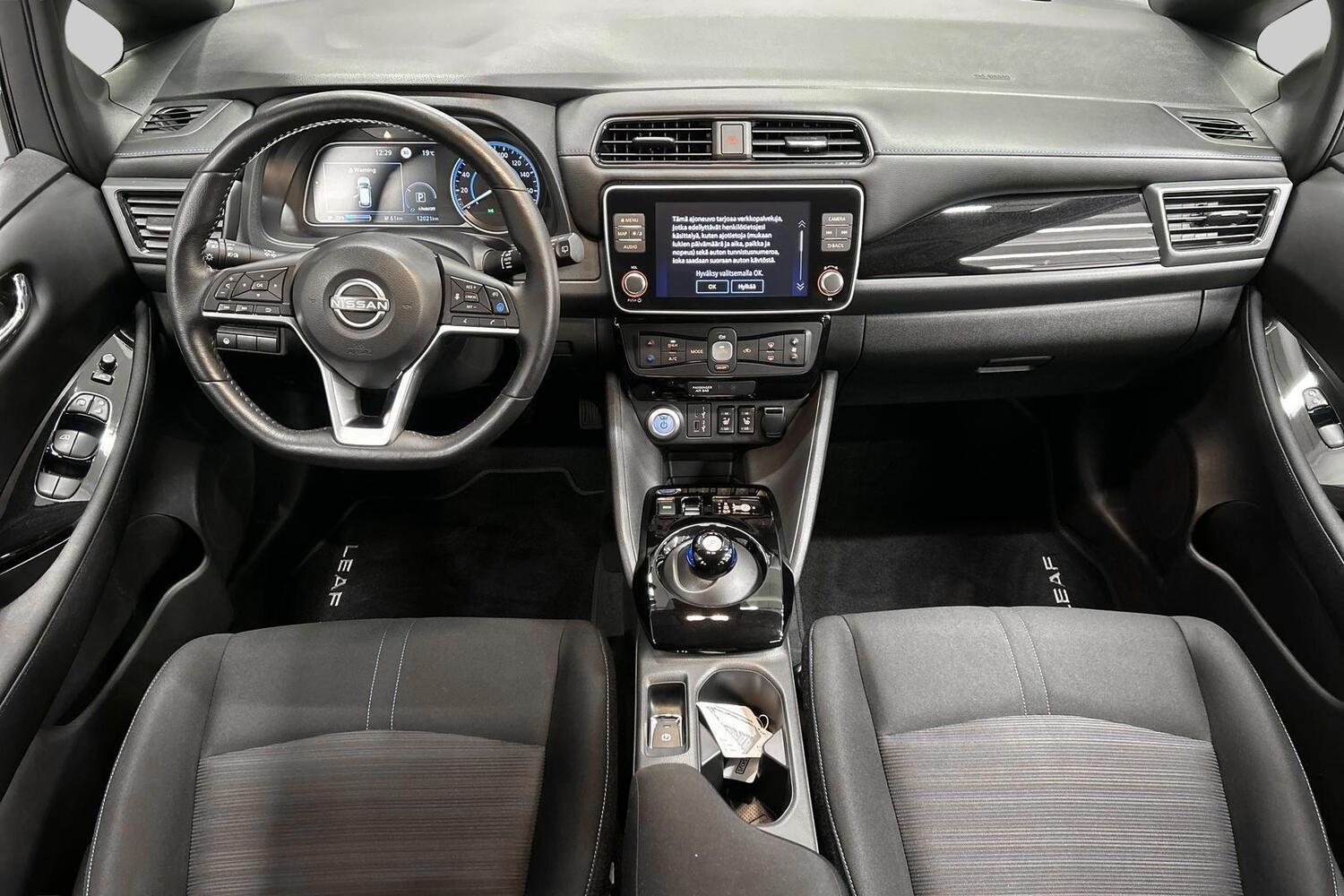 Nissan Leaf vaihtoauto